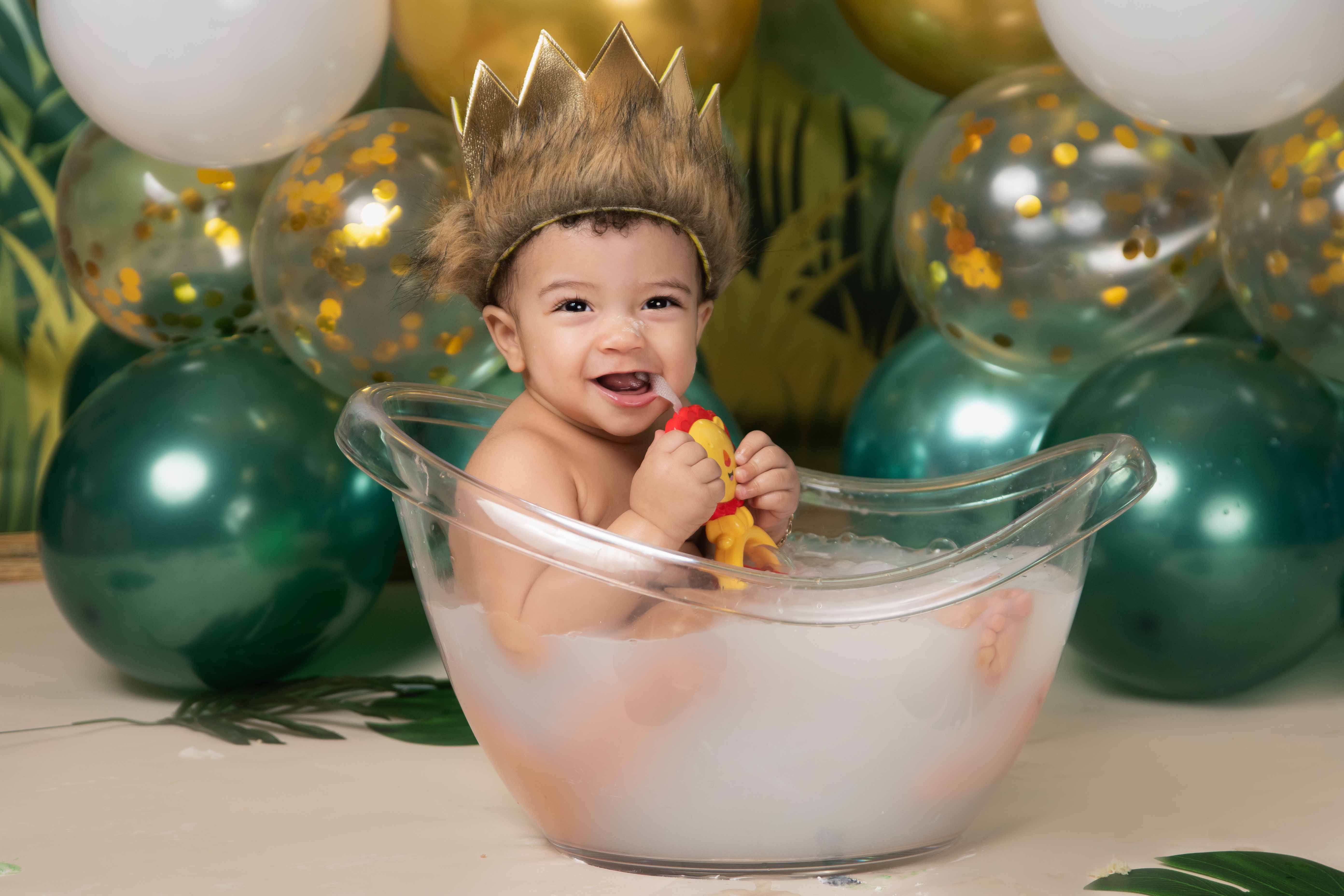 kids birthday cake smash indoor