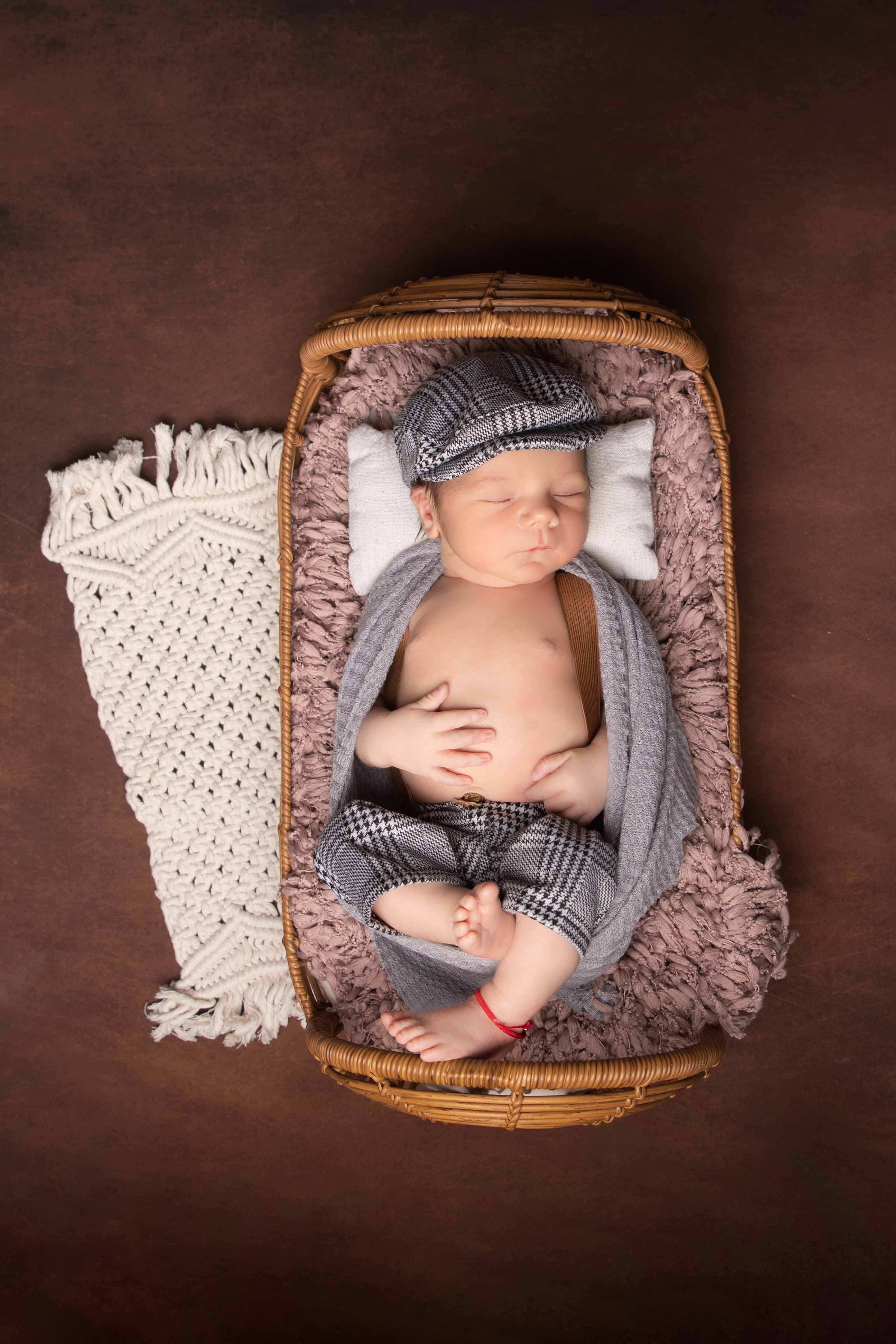newborn-baby-boy-old-theme.jpg